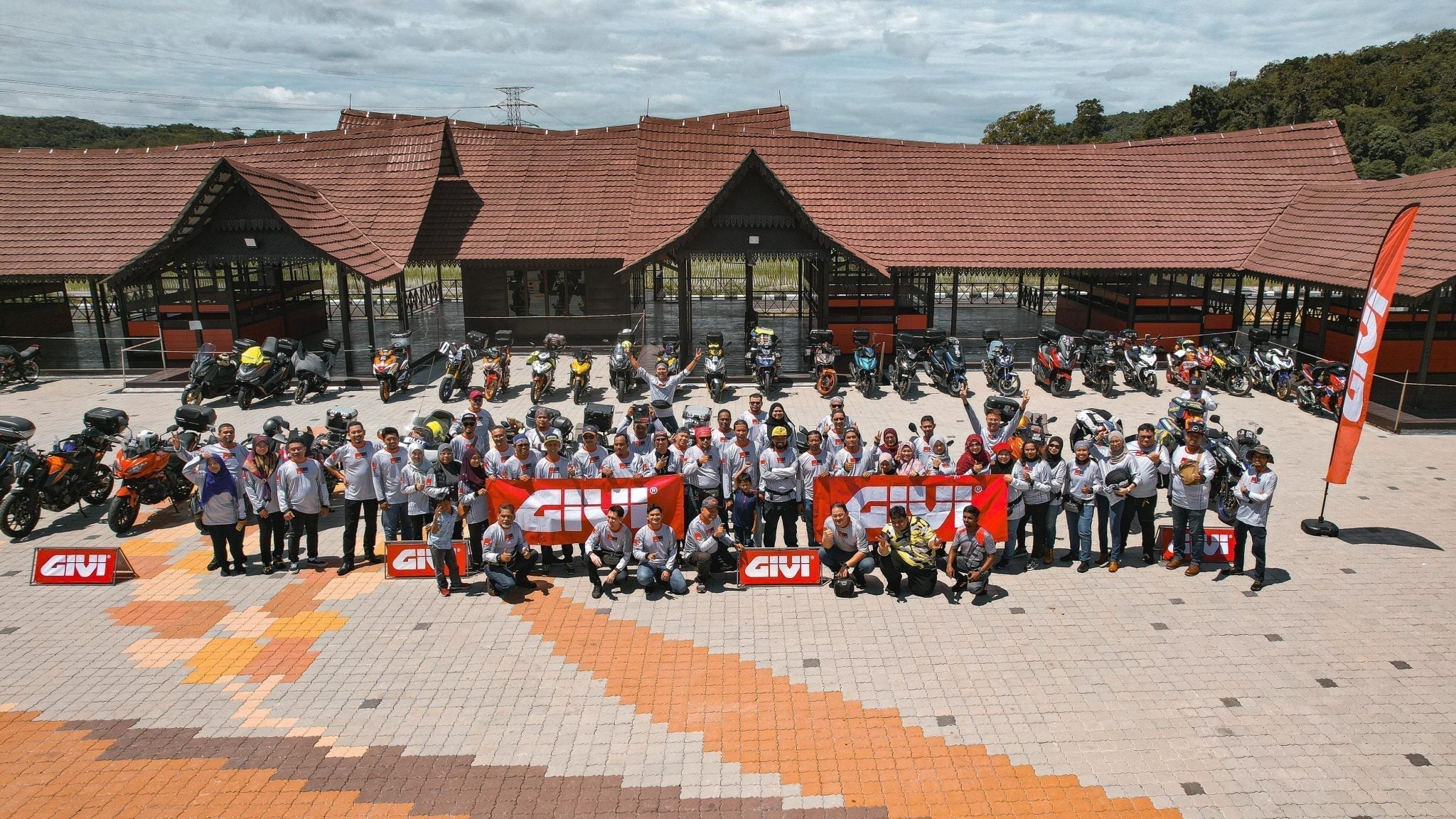 SUNDAY MORNING RIDE (SUNMORI) WITH GIVI PEOPLE