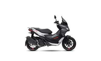APRILIA SR GT200
